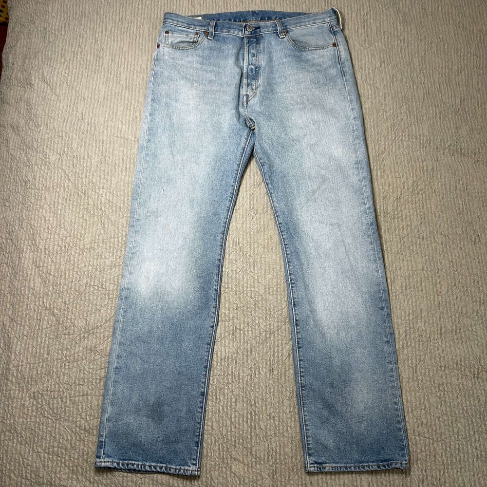Levis 501 Original Fit Light Wash Straight Leg Button Fly Jeans Mens 36x33